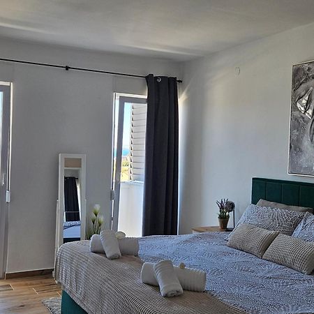 Apartman Nella With Sea Wiew 扎达尔 外观 照片