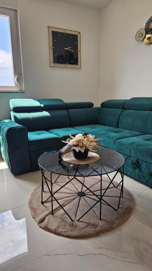 Apartman Nella With Sea Wiew 扎达尔 外观 照片