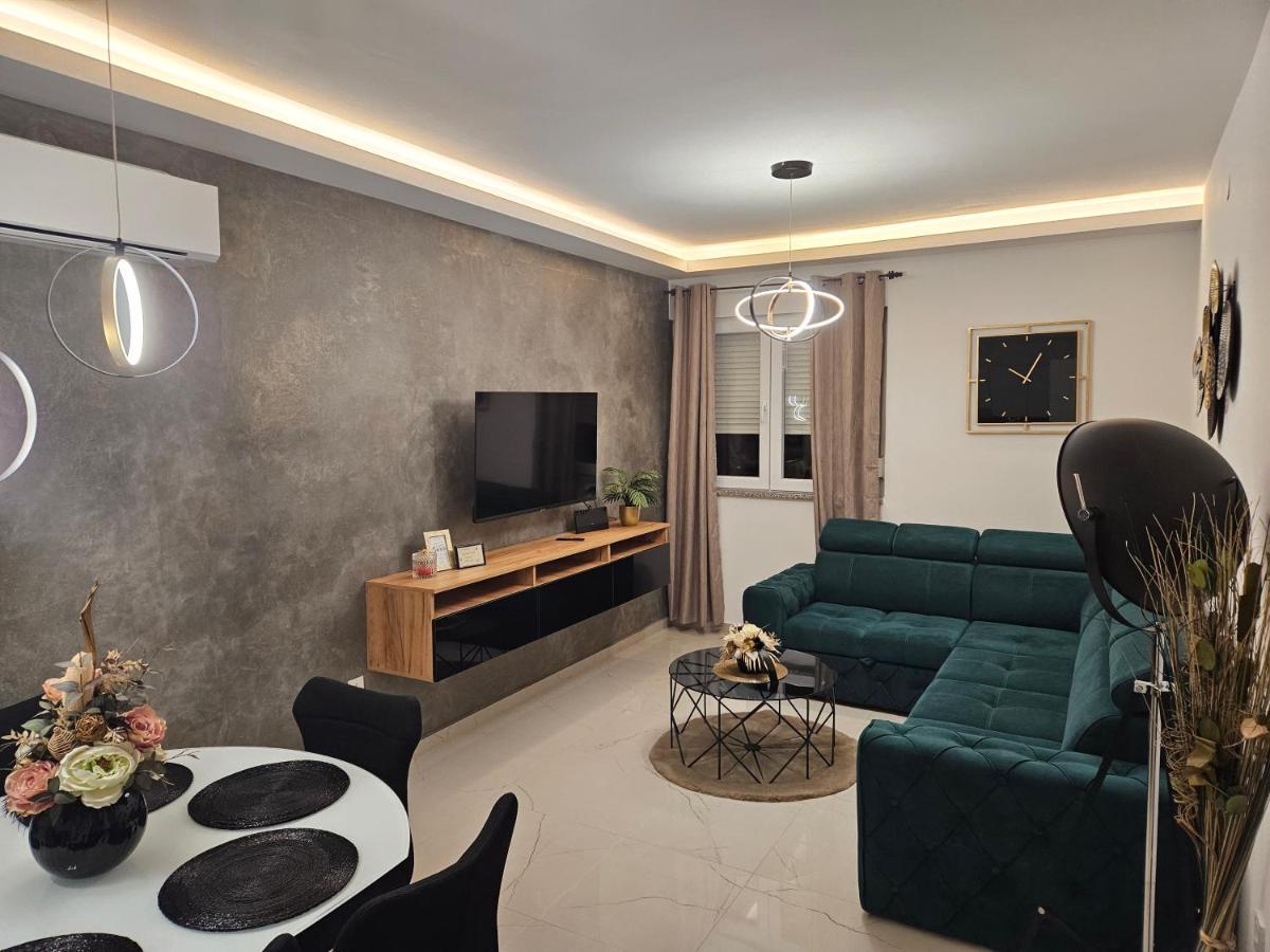 Apartman Nella With Sea Wiew 扎达尔 外观 照片